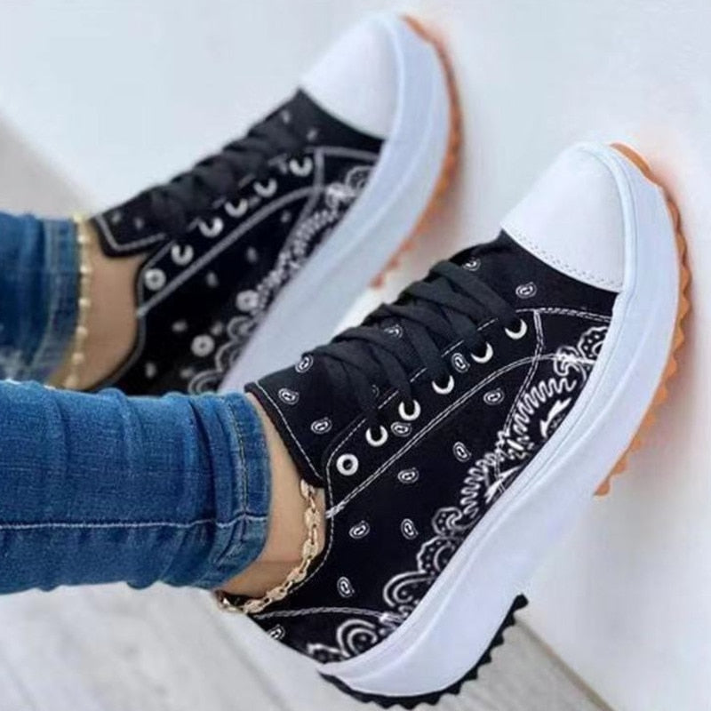 Fashion Sneakers - Step Up Your Style with Comfortable Footwear