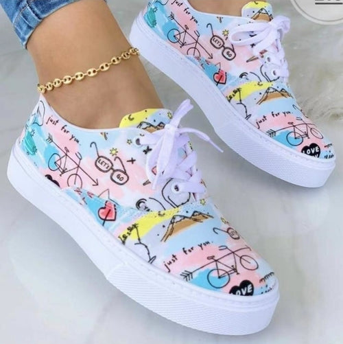 Fashion Sneakers - Step Up Your Style Game with Comfortable and Trendy Footwear!