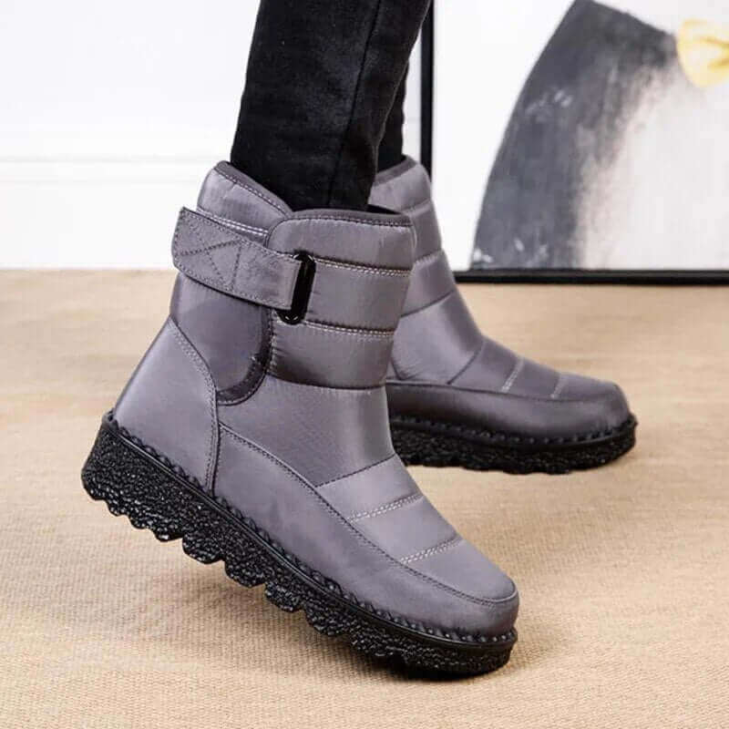 Cozy and Stylish Women's Snow Boots, Slip-On, Waterproof, and Plush