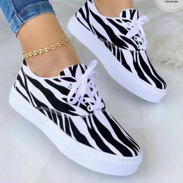 Fashion Sneakers - Step Up Your Style Game with Comfortable and Trendy Footwear!