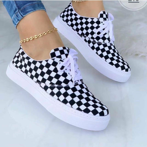 Fashion Sneakers - Step Up Your Style Game with Comfortable and Trendy Footwear!