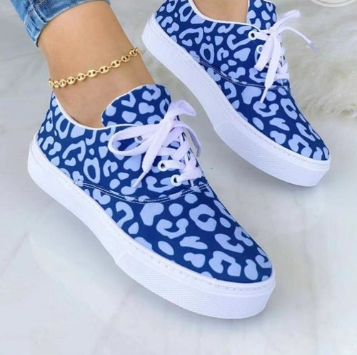 Fashion Sneakers - Step Up Your Style Game with Comfortable and Trendy Footwear!