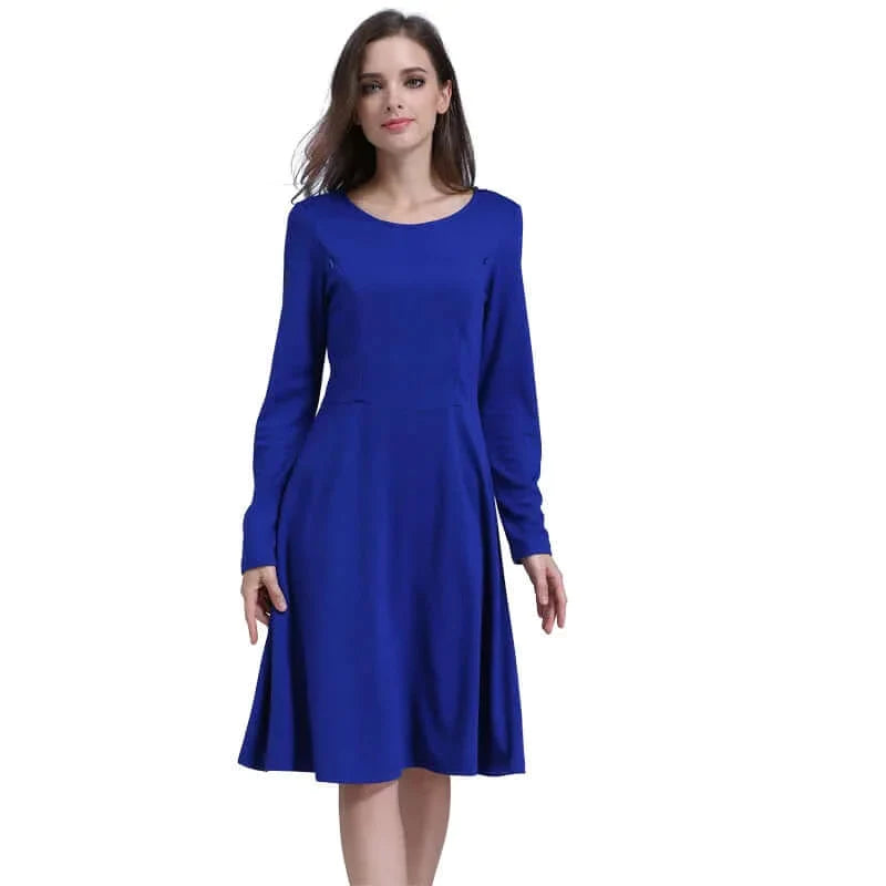 "Comfortable O-Neck Maternity Nursing Dress with Long Sleeves"